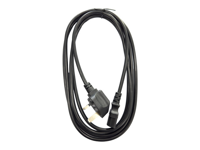 StageCore IEC Female to UK Plug